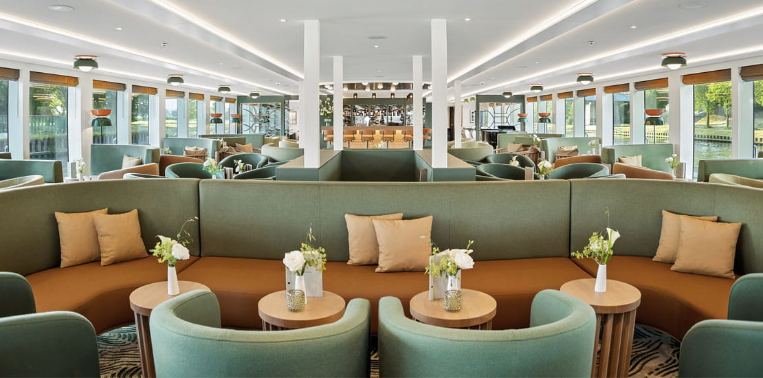 The Turner Lounge on Spirit of the Moselle